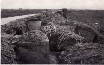 Le Boyau de la Mort avec la vue de la boucle de l’Yser